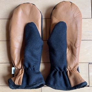 Stormy Kromer Mittens ❄️